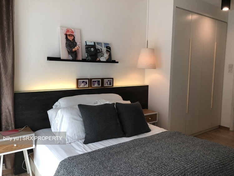 The Esparis (D18), Condominium #176282992